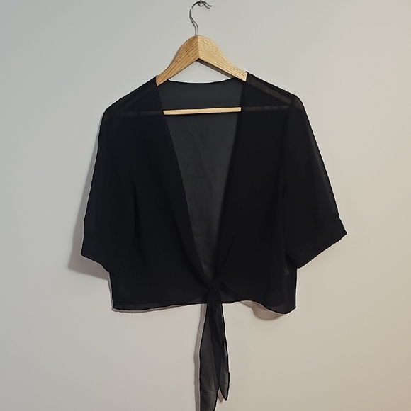 Source Unknown Tops - Black Sheer Tie-Front Top Size Large